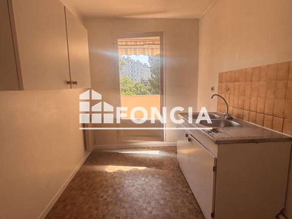 Location Appartement 2 pièces 47.78 m² - 402 AVENUE FRANCOIS CUZIN Toulon 83000