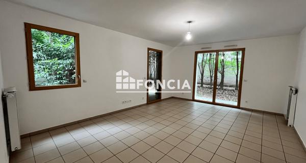Location Appartement 3 pièces 83.45 m² - Villeurbanne 69100
