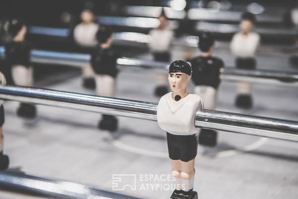 Propriété familiale néo-provençale et sa vue dégagée sur la nature