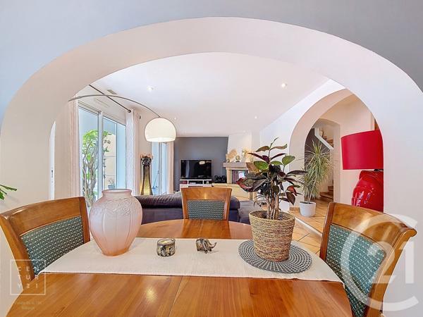 Maison à vendre  8 pièces - 301,70 m2 LE SOLER - 66