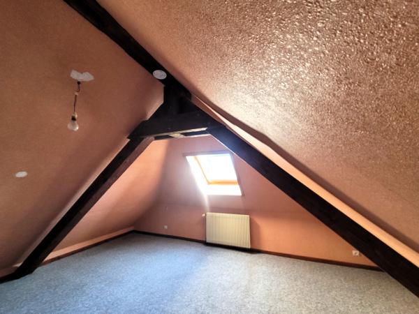 Munster (68140) Appartement lumineux T4, au calme avec jardin proche centre ville