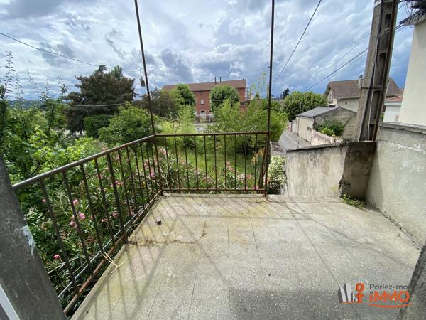 🏠 Maison de ville à rénover – Centre de Bourgoin-Jallieu