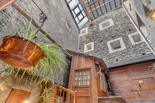 Propriété d’exception comprenant chambres d'hôtes et appartement indépendant – Villarodin-Bourget