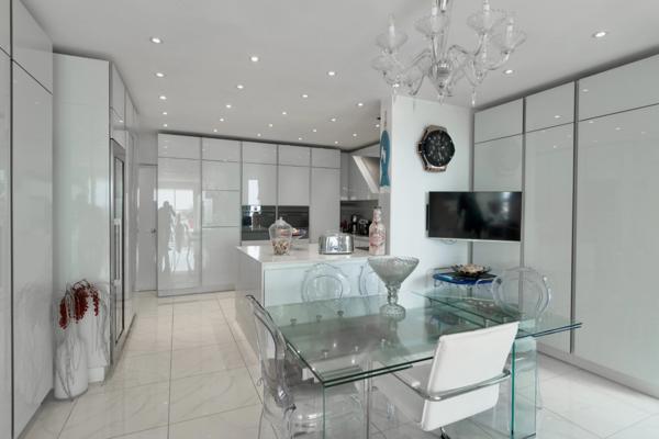 Proche Monaco 3 chambres vue mer