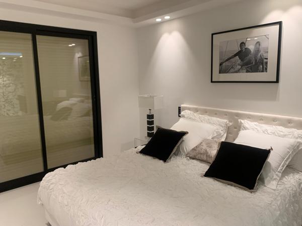 Cannes- Banane  OFF MARKET, Roof-top , 150 m² 5 pièces terrasse 180 m² et vue mer