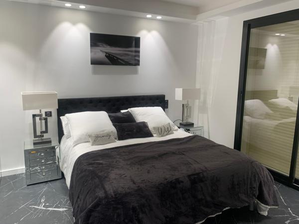 Cannes- Banane  OFF MARKET, Roof-top , 150 m² 5 pièces terrasse 180 m² et vue mer