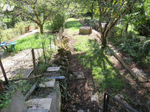 VIC-FEZENSAC, Maison de ville 77 m² + cave jardin