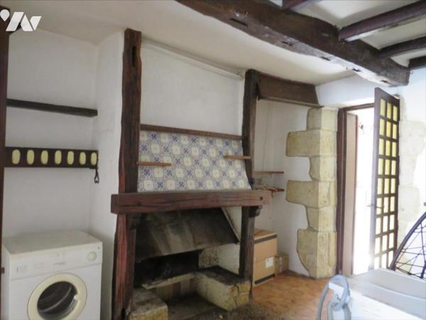 VIC-FEZENSAC, Maison de ville 77 m² + cave jardin