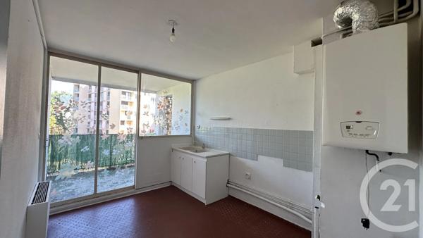 Appartement T4 à vendre  4 pièces - 75 m 2   COLOMIERS  - 31