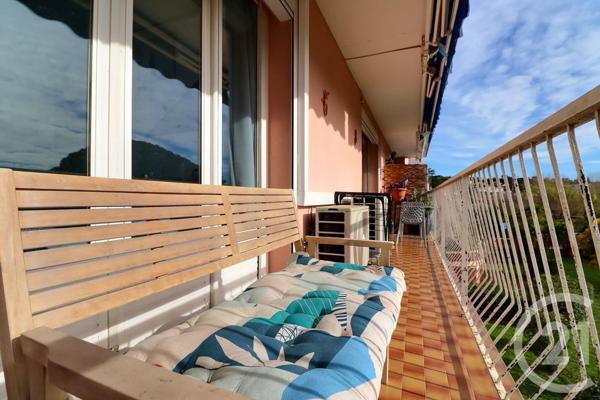 Appartement T4 à vendre  4 pièces - 68,19 m2 ST RAPHAEL - 83