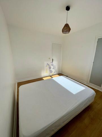 Vente appartement Angouleme (16000), 61.00m² avec 3 pièce(s) dont 2 chambre(s). Agence Allard Brimeaud