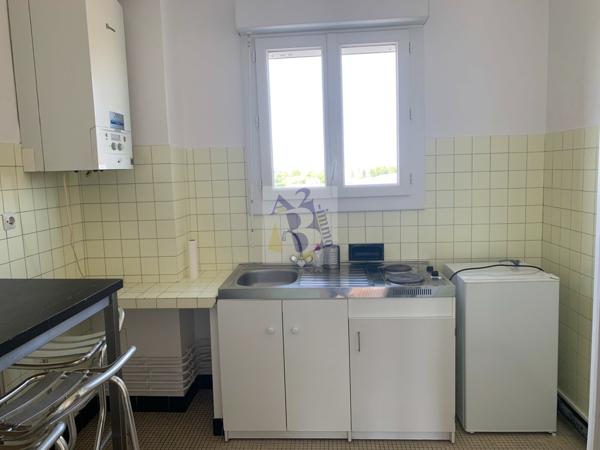 Location t1 Angouleme (16000), 33.24m² avec 1 pièce(s). Agence Allard Brimeaud