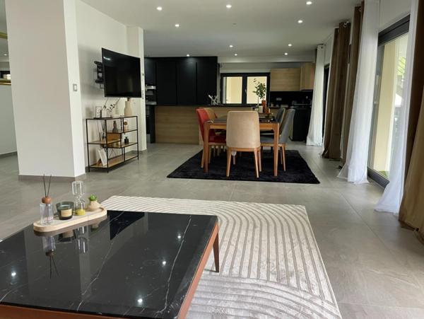 Maison contemporaine à vendre 9 pièces MITTELWIHR (68)