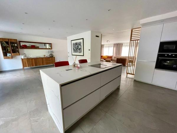 Maison contemporaine à vendre 9 pièces MITTELWIHR (68)