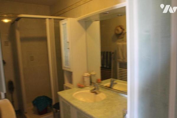 NIORT, SECTEUR QUAI METAYER-PETIT LECLERC, TRES BEL APPARTEMENT AVEC TERRASSE ET PARKING