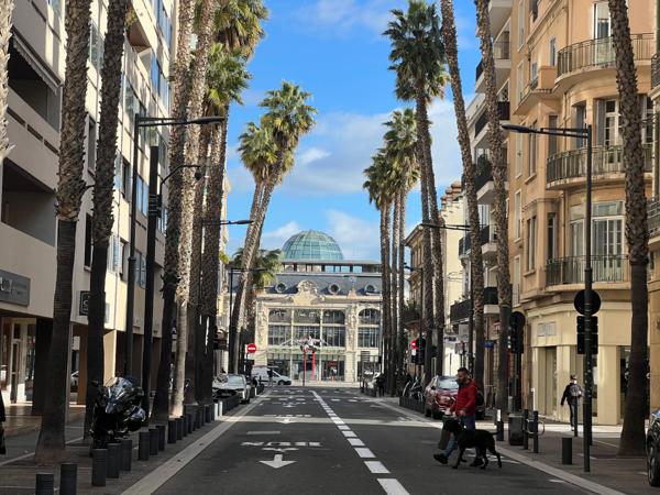 Perpignan Résidence Le Galaxy  Perpignan T4 (105 m2) Confort, standing et emplacement privilégié