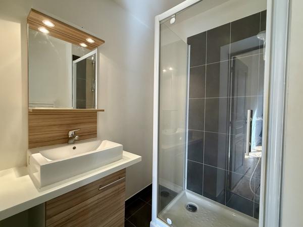 BORDEAUX SAINT PIERRE ; APPARTEMENT T1