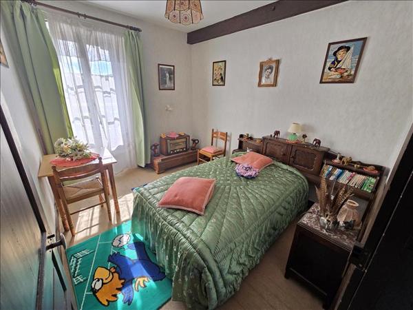 Maison à vendre |  Châtelus-Malvaleix |  6 pièces | 190 m²