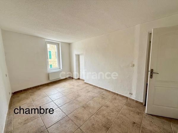 Maison à vendre 2 pièces LAURIS (84)