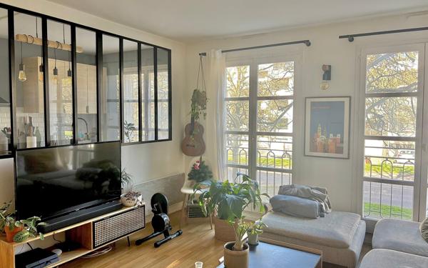 Appartement à vendre    2 pièces • 52,49 m2 Versailles