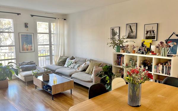 Appartement à vendre    2 pièces • 52,49 m2 Versailles