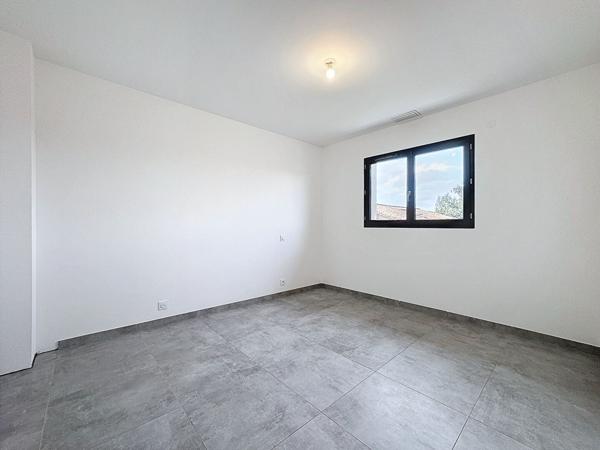 A VENDRE- MURET- Maison contemporaine T5 avec garage