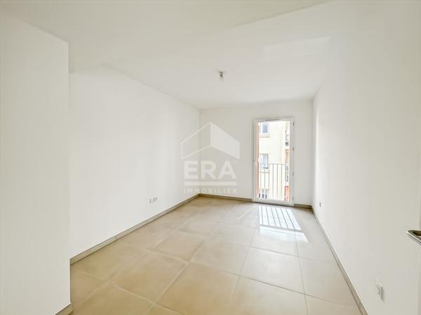 Appartement T4 de 78m², avec terrasse et garage,  Marseille 13006