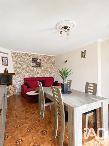 Maison à vendre 5 pièces 135 m² Camaret-sur-Aigues