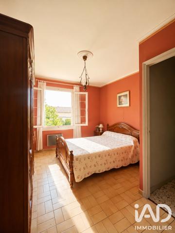 Maison à vendre 5 pièces 135 m² Camaret-sur-Aigues