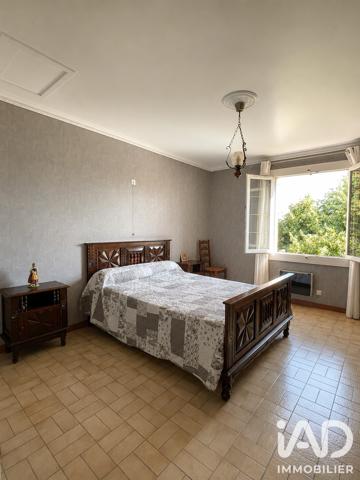 Maison à vendre 5 pièces 135 m² Camaret-sur-Aigues