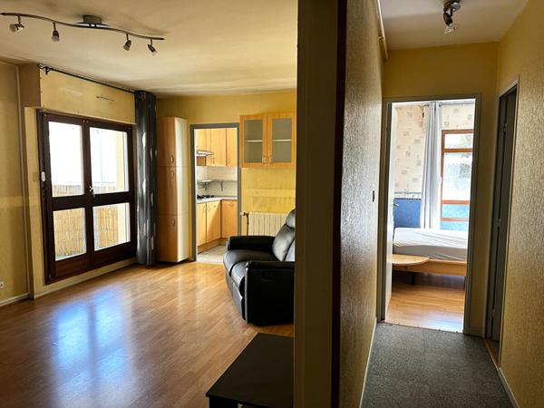 EPINAL - Appartement T2 avec balcon, cave et parking - 49 m²