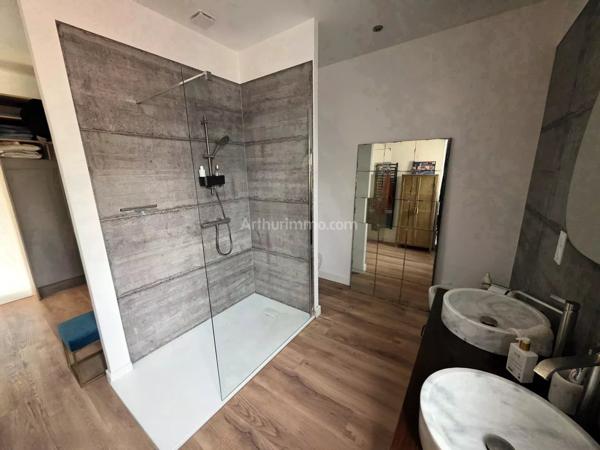 Vente                                                      Maison
                        
                     4 pièces                      118 m2                     à Draguignan
