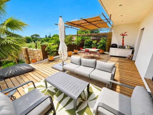 Vente                                                      Maison
                        
                     4 pièces                      118 m2                     à Draguignan