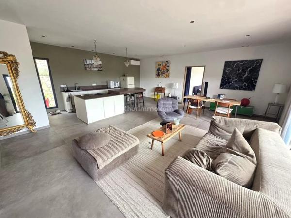 Vente                                                      Maison
                        
                     4 pièces                      118 m2                     à Draguignan