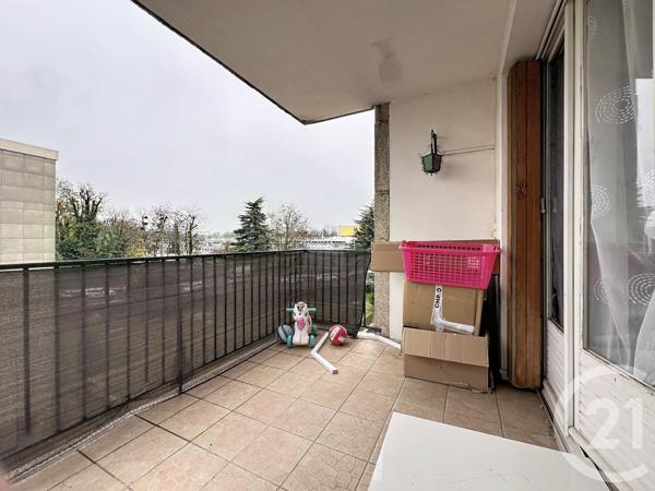 Appartement F4 à vendre  4 pièces - 76,99 m2 MONTEREAU FAULT YONNE - 77