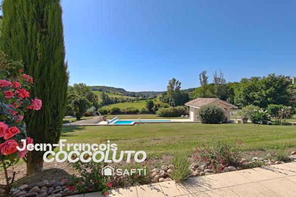 Superbe propriété en pierre avec piscine