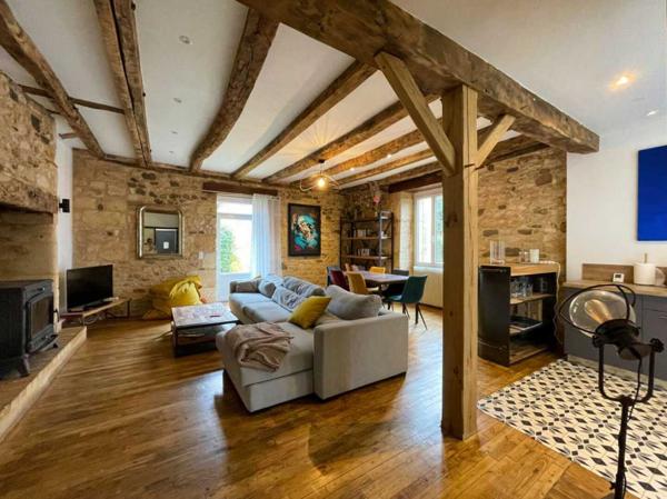 Maison ancienne - Sarlat-la-caneda SECTEUR CENACMaison de hameau en pierre avec terrain