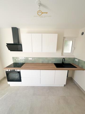 Saint Aygulf (83370) À VENDRE - Charmant T2/3 en rez-de-jardin à Saint-Aygulf– Coup de cœur assuré !