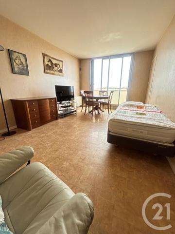 Appartement F2 à vendre  2 pièces - 43,03 m2 STAINS - 93