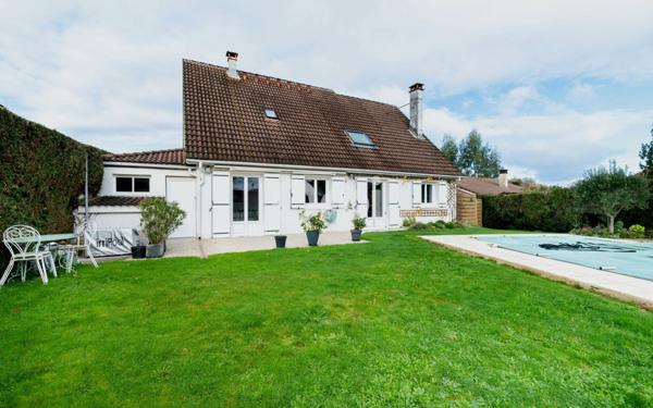 Maison à vendre    7 pièces • 165 m2 Le Palais-sur-Vienne