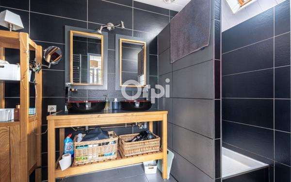 Maison à vendre    7 pièces • 165 m2 Le Palais-sur-Vienne