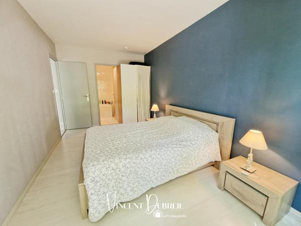 CENTRE BOURG SAINT HERBLAIN - VASTE APPARTEMENT DE 103m²