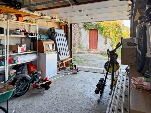 Labégude (07200) Petite Maison avec Joli Jardin et Garage