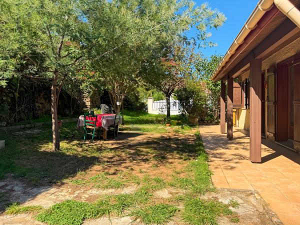 Labégude (07200) Petite Maison avec Joli Jardin et Garage