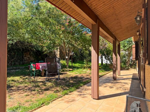 Labégude (07200) Petite Maison avec Joli Jardin et Garage