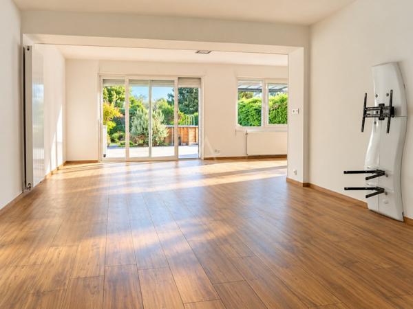 SOMAIN – 135 m² rénovés – 4 chambres – Garage – Jardin