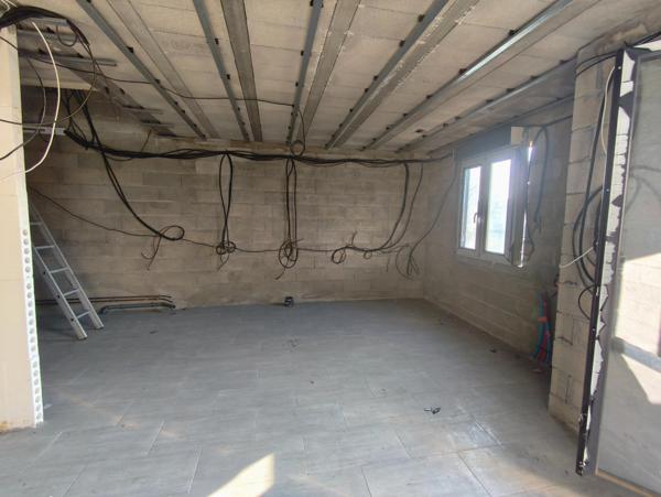 Immeuble à TREMBLAY-EN-FRANCE, 93290 - 131m²