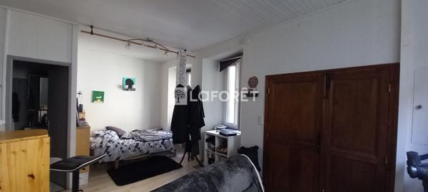 Location appartement Saint-Flour - 1 pièce(s) - 22 m² - 360 € par mois