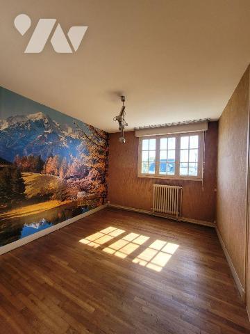 Maison à Vendre à Saint-Lunaire (35800) en Ille-et-Vilaine (35)

À Saint-Lunaire (35800), une...