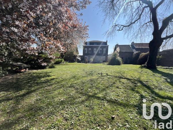 Maison 12 pièces de 348 m² à La Sentinelle (59174)